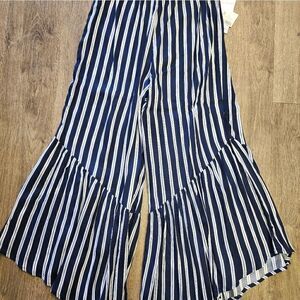 ROCK AND ROLL COWGIRL WIDE  LEG PANT